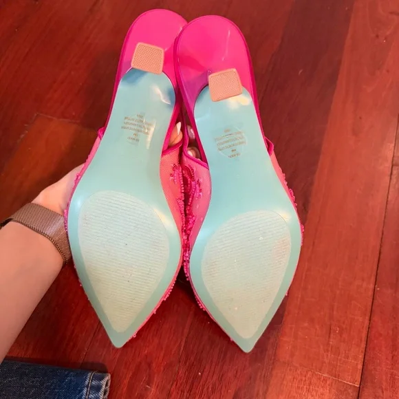 BNWOB Betsy Johnson Nikki Embroidered Sling Back Pumps 9 Fushia Pink Beaded - Picture 7 of 11